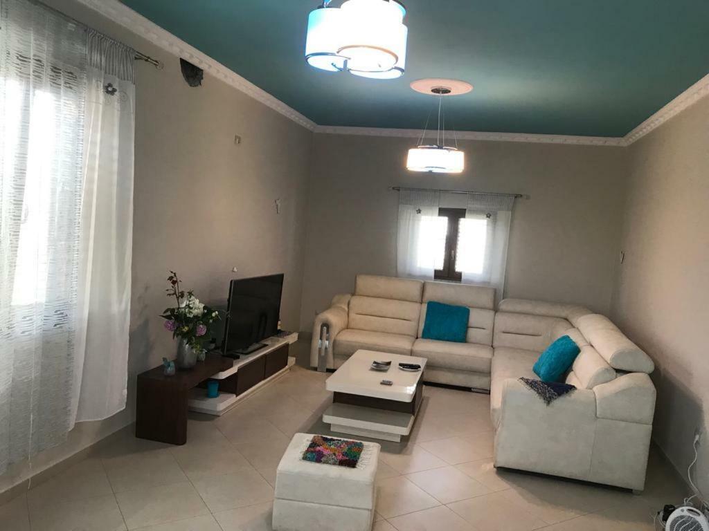 Sara'S Villa Шкодер Экстерьер фото